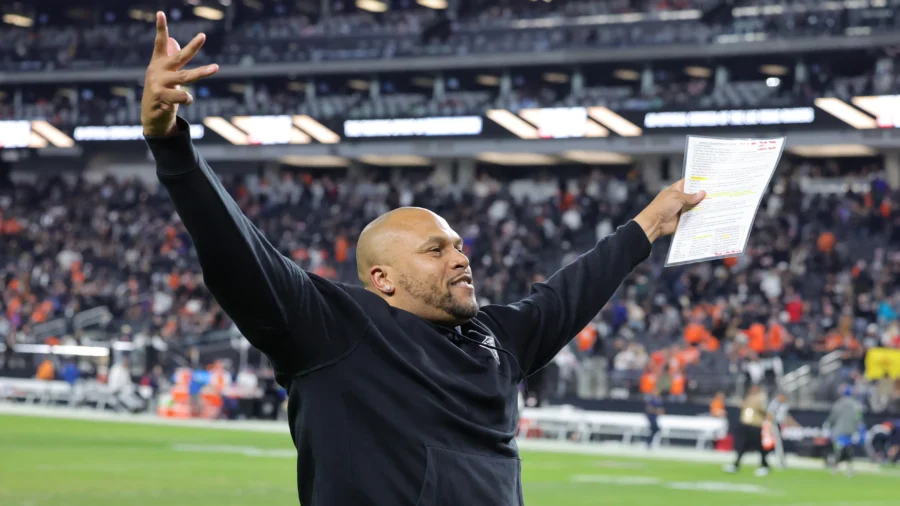 Raiders Head Coach Antonio Pierce Details 'Mahomes Rules'
