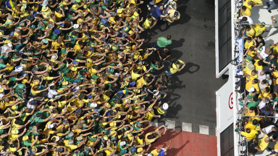 Bolsonaro Supporters Hold Large Protest in Sao Paulo