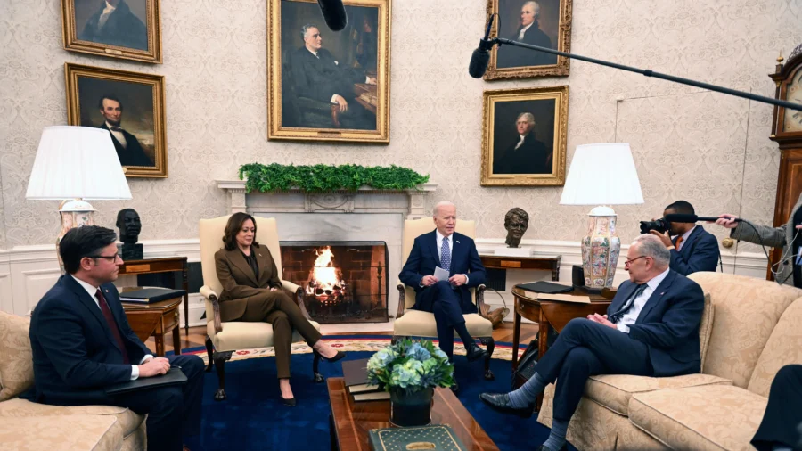 Biden Meets With Congressional Leaders as Government Shutdown Deadline Nears