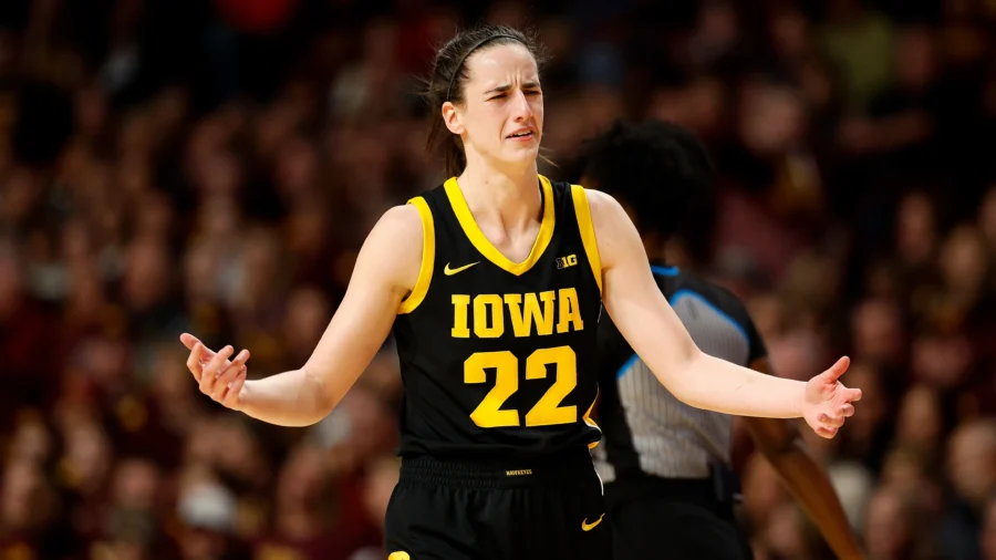 Iowa's Caitlin Clark Makes Decision on Pro Future