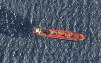 A Ship Earlier Hit by Yemen’s Houthi Rebels Sinks in the Red Sea, the First Vessel Lost in Conflict