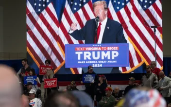 Trump Adviser Forecasts ‘Delegate Avalanche’ on Super Tuesday