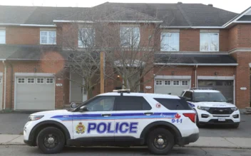 Canadian Police Find 6 People Dead in House in Ottawa and Arrest Suspect