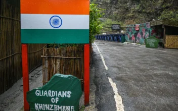 India to Move 10,000 Soldiers to Patrol Border With China: Officials
