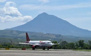 Indonesian Flight Deviated From Route After Pilots Fell Asleep for Nearly Half an Hour