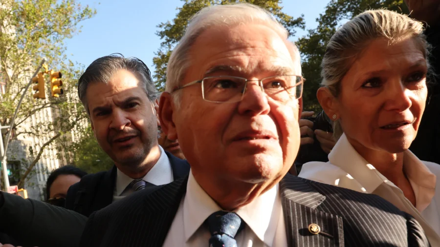 Sen. Menendez Arraigned on New Indictment