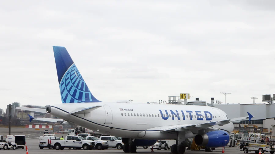 United Airlines Sacrifices Safety for 'Diversity and Inclusion' in Hiring Practices: Commercial Pilot