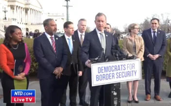House Democrats Urge Congress to Work Together on Border Security