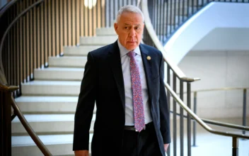 Republican Congressman Announces Resignation Effective Next Week