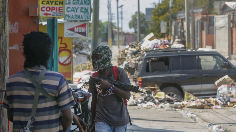 Author Mitch Albom, 9 Others Evacuated by Helicopter From Violence-Torn Port-Au-Prince