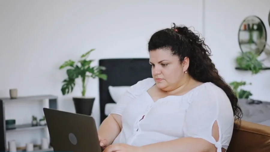 The Dangers of Prolonged Sitting and Its Link to Cancer Risks