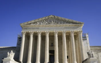 FBI Has to Face Lawsuit Over ‘No-Fly List:’ Supreme Court