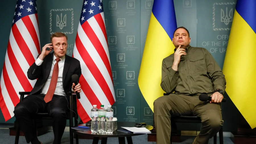 US Military Aid Package ‘Will Get to Ukraine’, Jake Sullivan Says