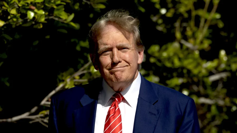 Trump's Truth Social Deal Unlikely to Help Him Pay Bond in New York Civil Fraud Case: Legal Expert