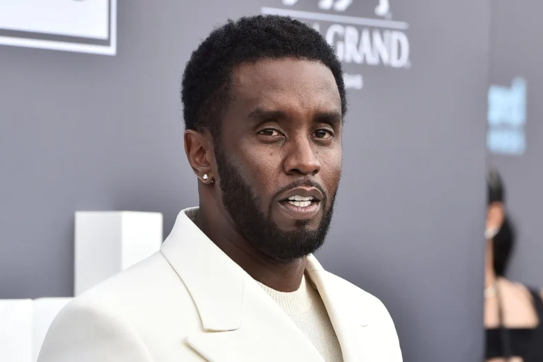 Diddy Admits Beating Ex-girlfriend Cassie, Apologizes