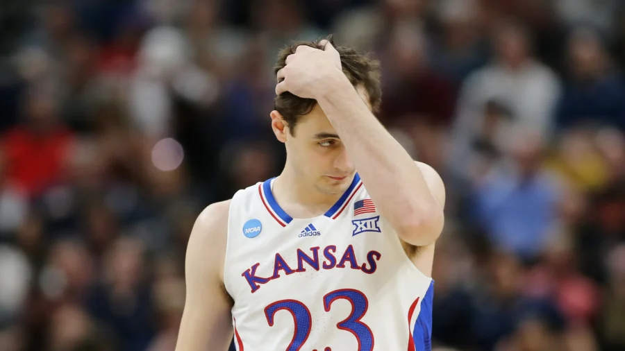 NCAA Tournament Highlights: Kansas, Kentucky Out