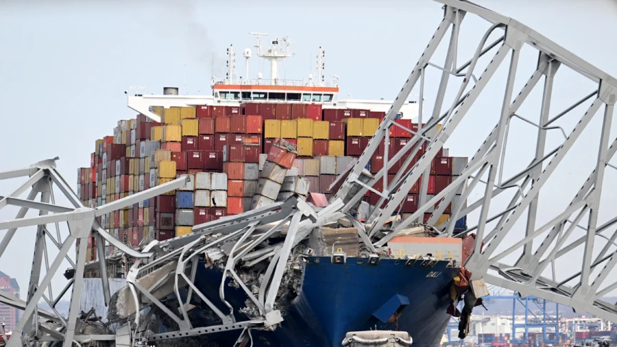 Baltimore Bridge Collision Likely Due to Propulsion System Failure: Naval Veteran