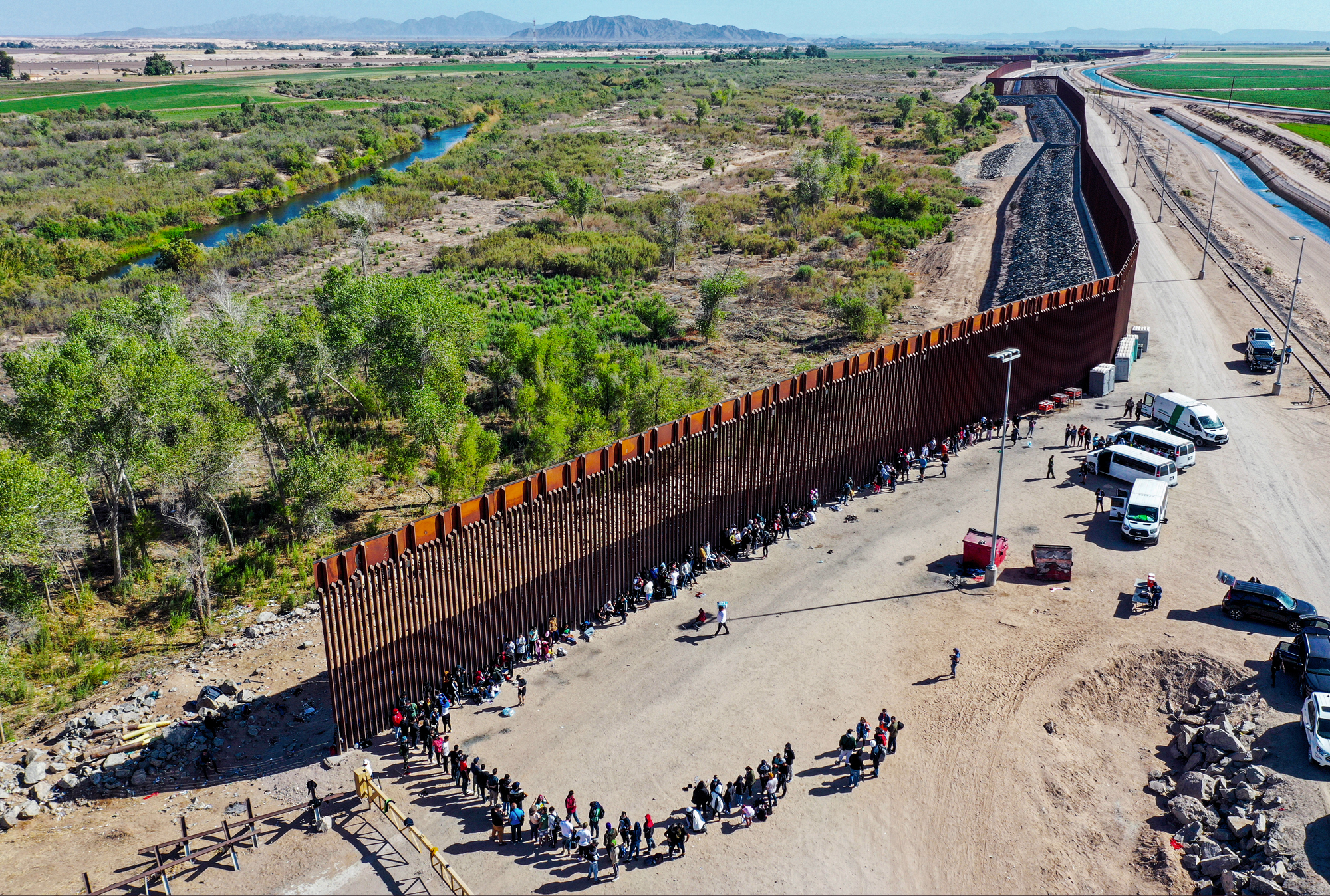 Mexico border. Стена на границе Мексики и США. Граница между Америкой и Мексикой. Американо-Мексиканская стена. Американо Мексиканская граница.