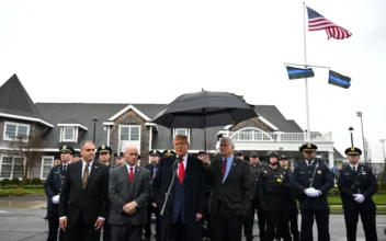 Trump at Slain NYPD Officer’s Wake: ‘We Have to Get Back to Law and Order’