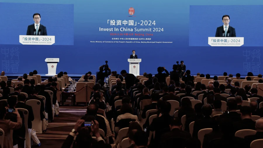 China's Red Carpet Draws CEOs but Few Expect Their Money to Follow