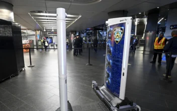 New York to Test Weapons Detection Technology in Subway System
