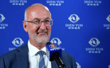 Australian Politician Sees Message of Kindness in Shen Yun Performance