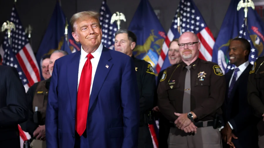 Trump Delivers Remarks on Biden's 'Border Bloodbath' in Grand Rapids, Michigan