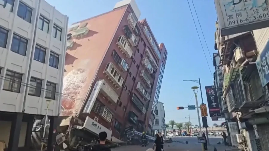 9 Killed, Over 1,000 Injured After Massive 7.4 Earthquake Shakes Taiwan, Damages Buildings