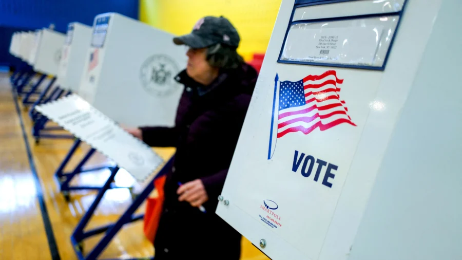 Young Minority Voters Crucial for Biden, but Many Are Not Engaged Voters: Democratic Strategist