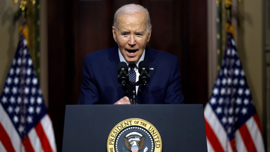 Biden Warns Xi to Not Interfere With US Election