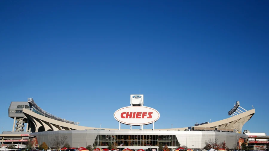 Dallas Mayor Invites Kansas City Chiefs to Come Back ‘Home’ after Voters Reject Stadium Renovations