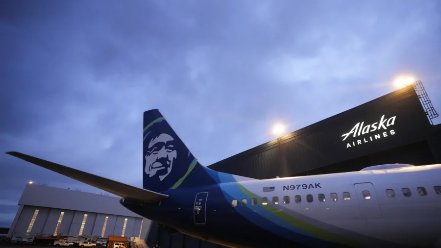 Boeing Pays Alaska Airlines $160 Million in Compensation for the Blowout of a Panel During Flight