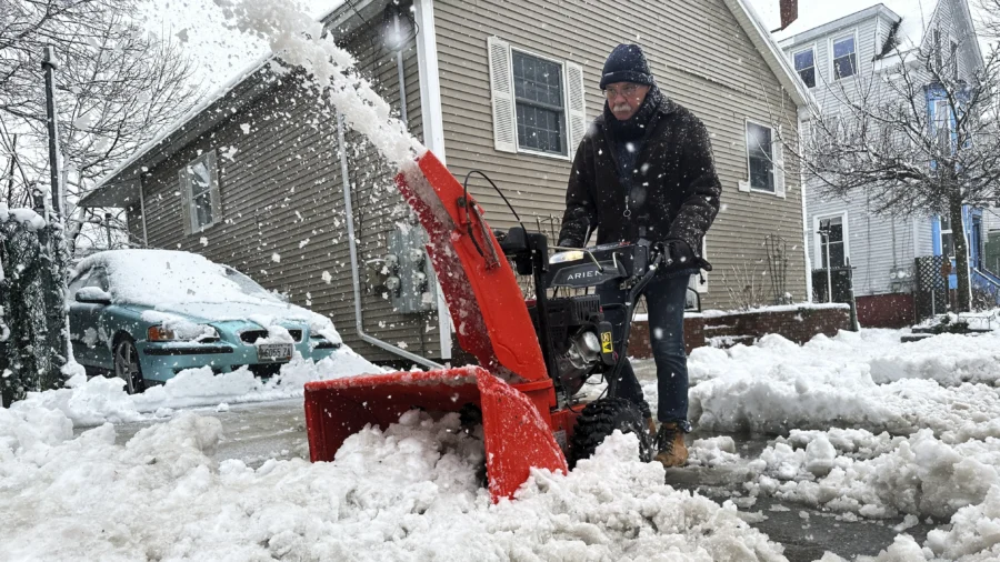 April Nor’easter With Heavy, Wet Snow Pounds Northeast, Knocks out Power to Hundreds of Thousands