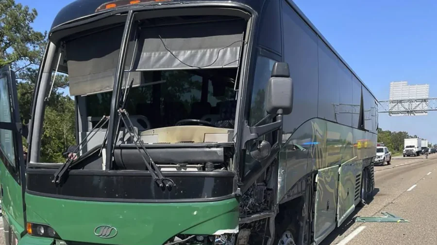 11 Injured as Bus Carrying University of South Carolina Fraternity Crashes in Mississippi