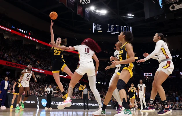 Caitlin Clark #22 of the Iowa Hawkeyes shoots over Kamilla Cardoso #10 of the South Carolina Gamecocks in the 2024 NCAA Women's Basketball Tournament National Championship at Rocket Mortgage FieldHouse in Cleveland, Ohio, on April 7, 2024. (Steph Chambers/Getty Images)