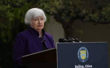 Yellen’s Visit to China Is Kowtowing to Xi; Majority of Jobs Went to Immigrants: Supply Chain Expert