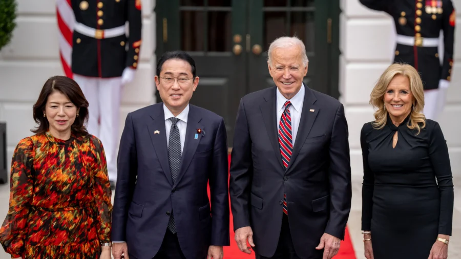 US, UK, Australia Consider Adding Japan to AUKUS Deal