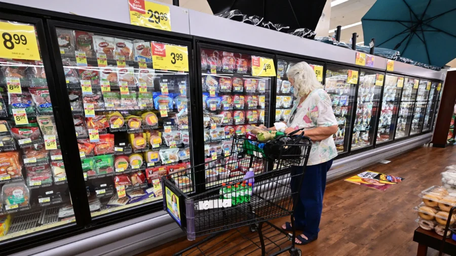 Trump Administration Policies Increased Real Incomes, Increased Optimism, Consumer Confidence: Economist