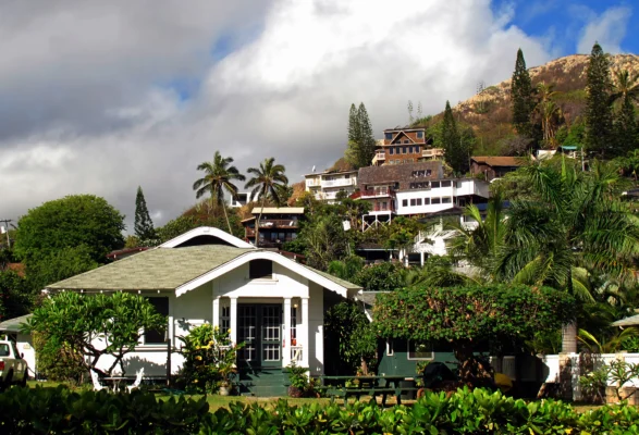 Hawaii Bill to Ban Short-Term Vacation Rentals Moves Through Legislature