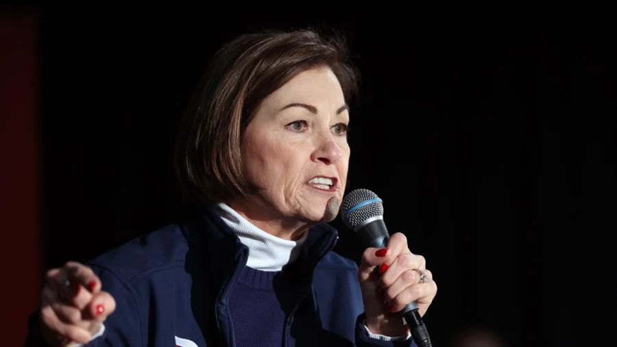 Iowa Governor Signs Bill Allowing Arrest of Illegal Immigrants Previously Removed From, Denied Admission to US