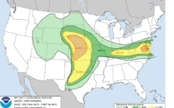 Much of Central US Faces Severe Thunderstorm Threat and Possible Tornadoes