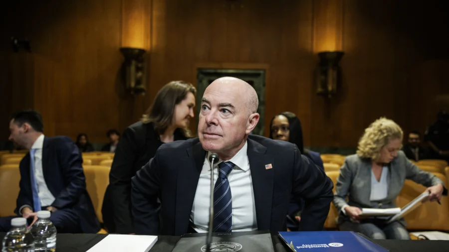 Congress Divided Over Mayorkas Impeachment and Foreign Aid
