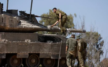Israeli Tanks Push Back Into Northern Gaza, Warplanes Hit Rafah, Say Residents