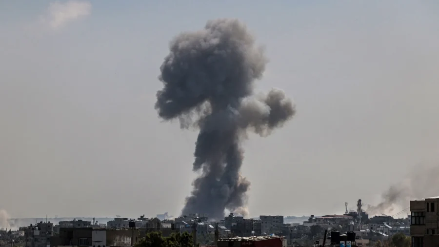 'Israel Has to Respond' as Iranian Missile Attacks 'Cannot Be the New Red Line': Middle East Analyst