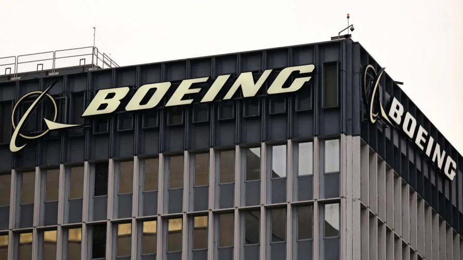 New Boeing Whistleblower Comes to Light Hours Before CEO Set to Testify Before US Senate