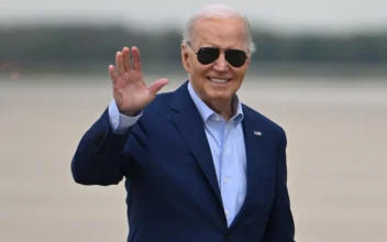 Biden Likely Wouldn’t Collect Ukraine Aid Loan: Washington Editor of The Spectator