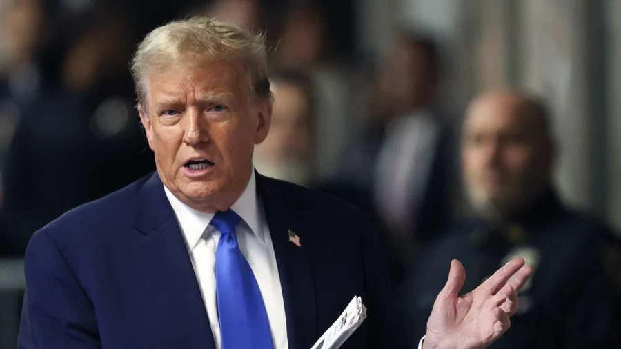 Trump New York Trial Makes Headway as Full Jury Seated