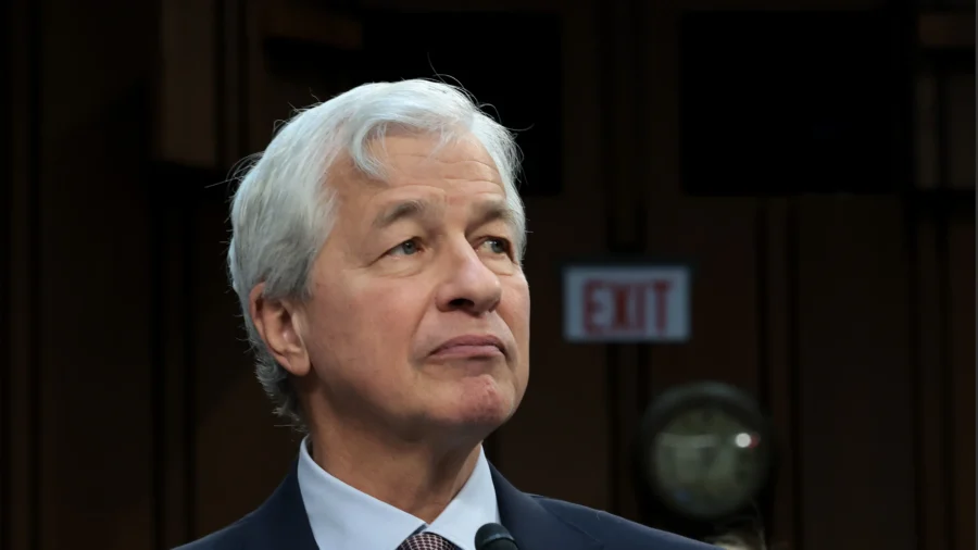 JPMorgan Chase CEO Changes Stance on Upcoming Tariffs