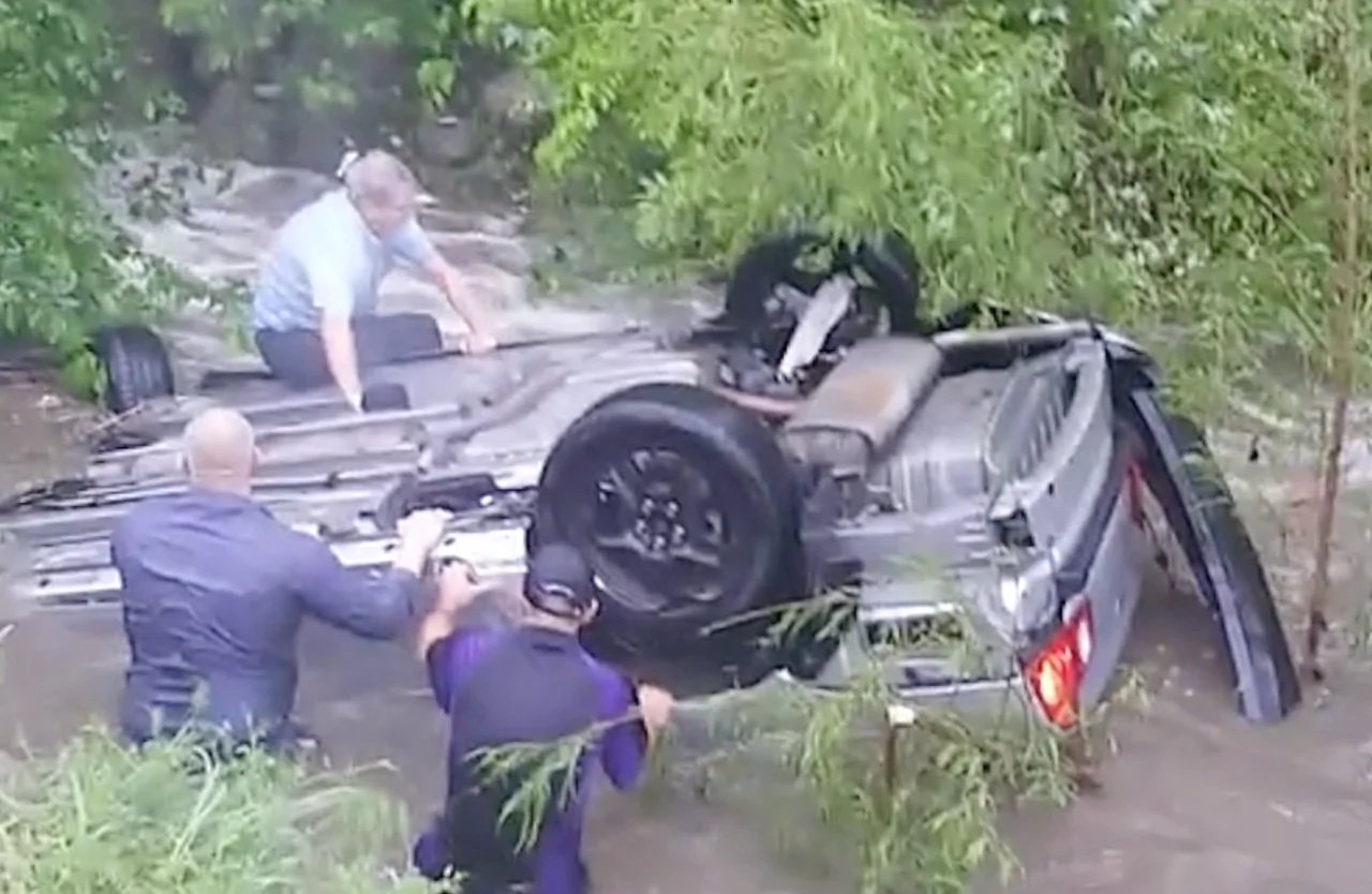 Woman Rescued by Group of Strangers