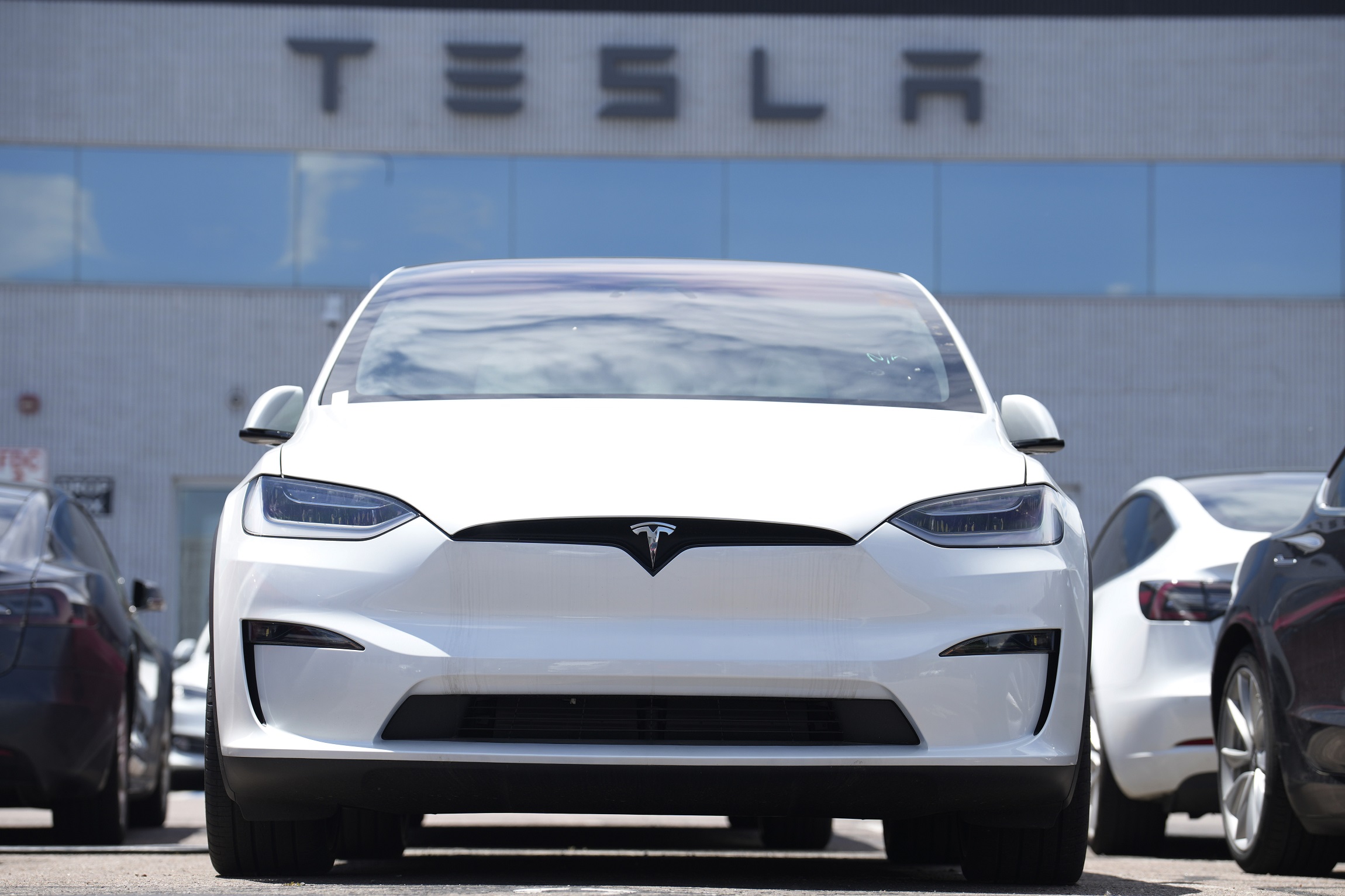 Tesla Cuts US Prices for 3 of Its Electric Vehicle Models After a ...